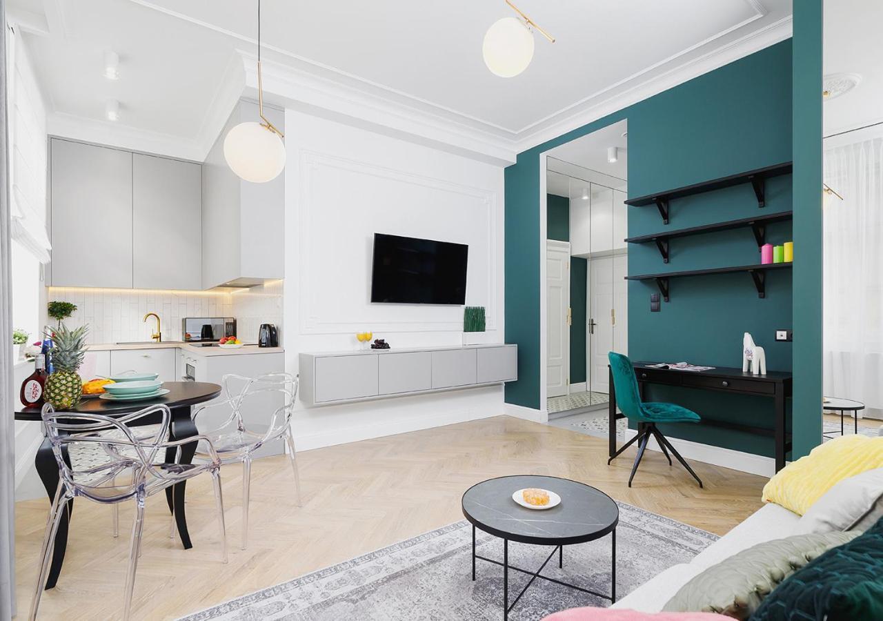 Scandic Apartments - Old Town คราคูฟ ภายนอก รูปภาพ