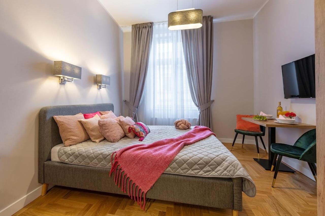 Scandic Apartments - Old Town คราคูฟ ภายนอก รูปภาพ